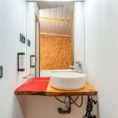 לינה וארוחת בוקר 4 Bears נים