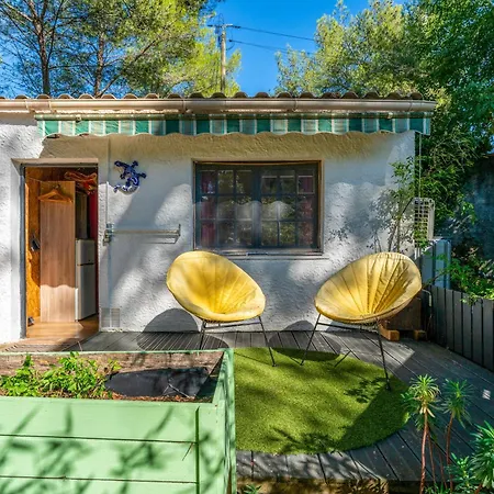 4 Bears Bed & Breakfast 3*